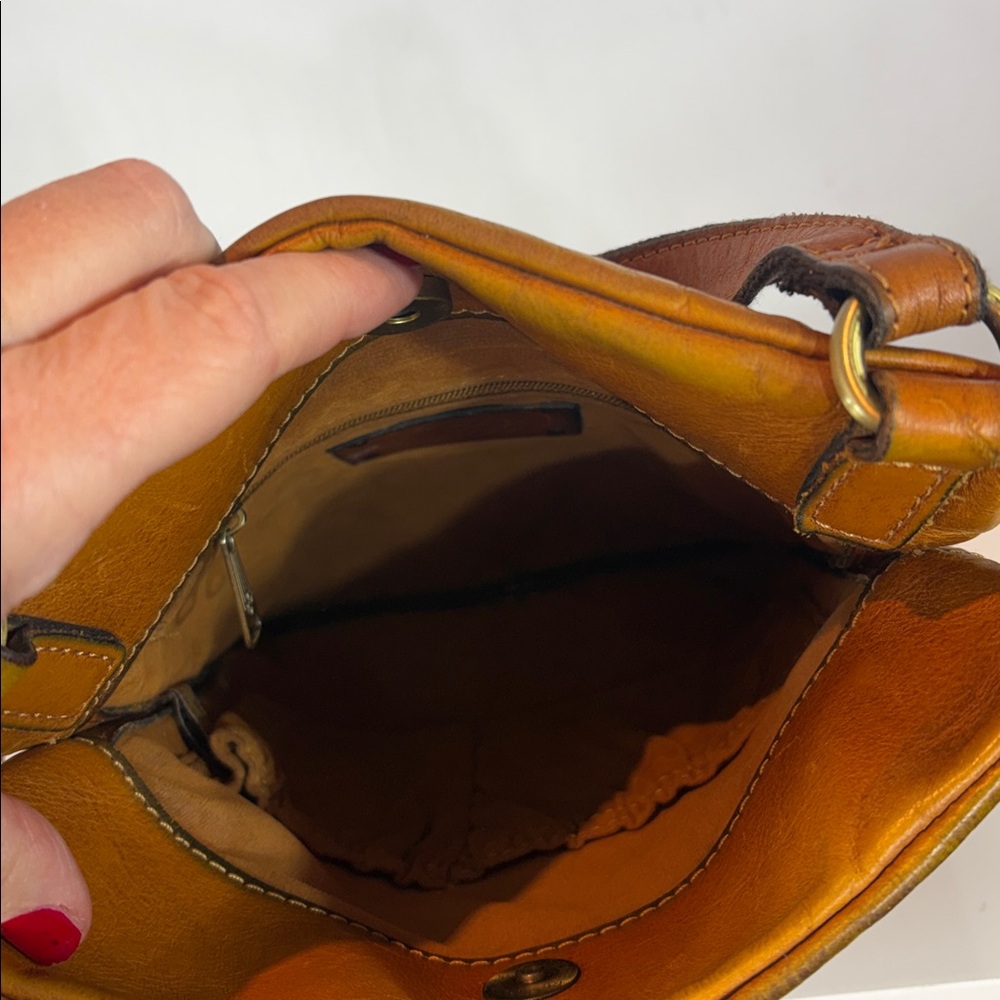 PATRICIA NASH Prizzi Tooled Leather Crossbody Bag - Picture 8 of 16